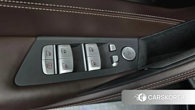 BMW 5 Series (G30) id 4855862 из Кореи 19