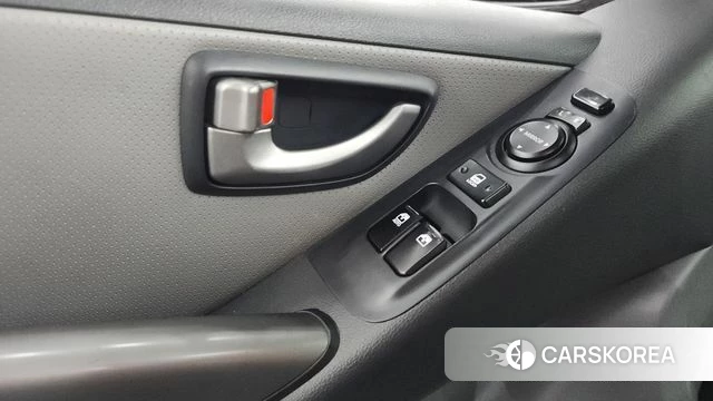 Hyundai The New Grand Starex id 4501526 из Кореи 19