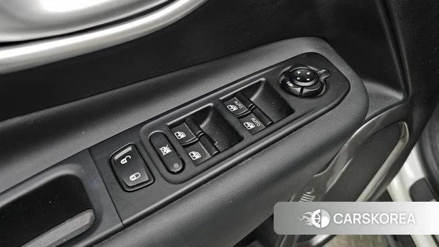 Jeep Renegade id 4650067 из Кореи 19