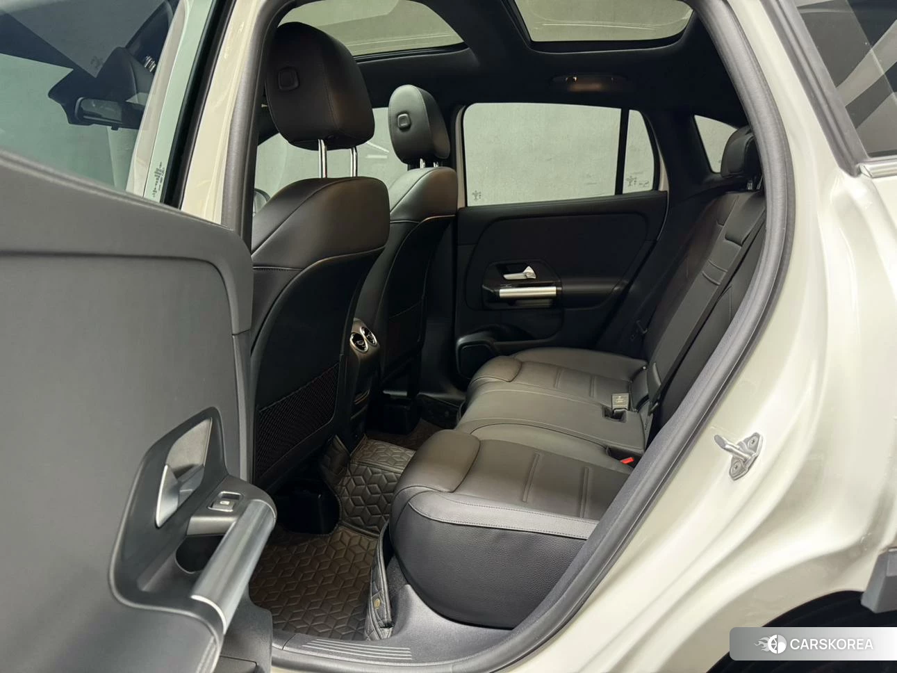 Mercedes-Benz GLA id 4419201 из Китая 19