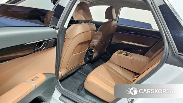 Hyundai Grandeur (GN7) id 4408871 из Кореи 19