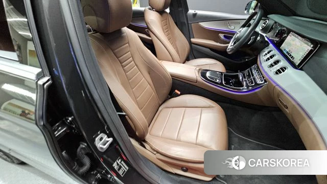 Mercedes-Benz E-Class W213 id 4529755 из Кореи 19