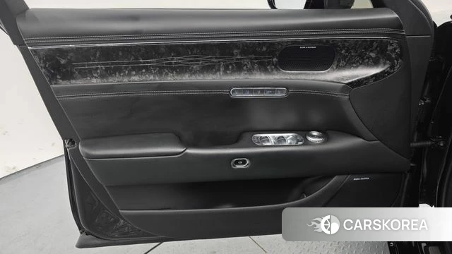 Genesis G90 (RS4) id 4230312 из Кореи 19