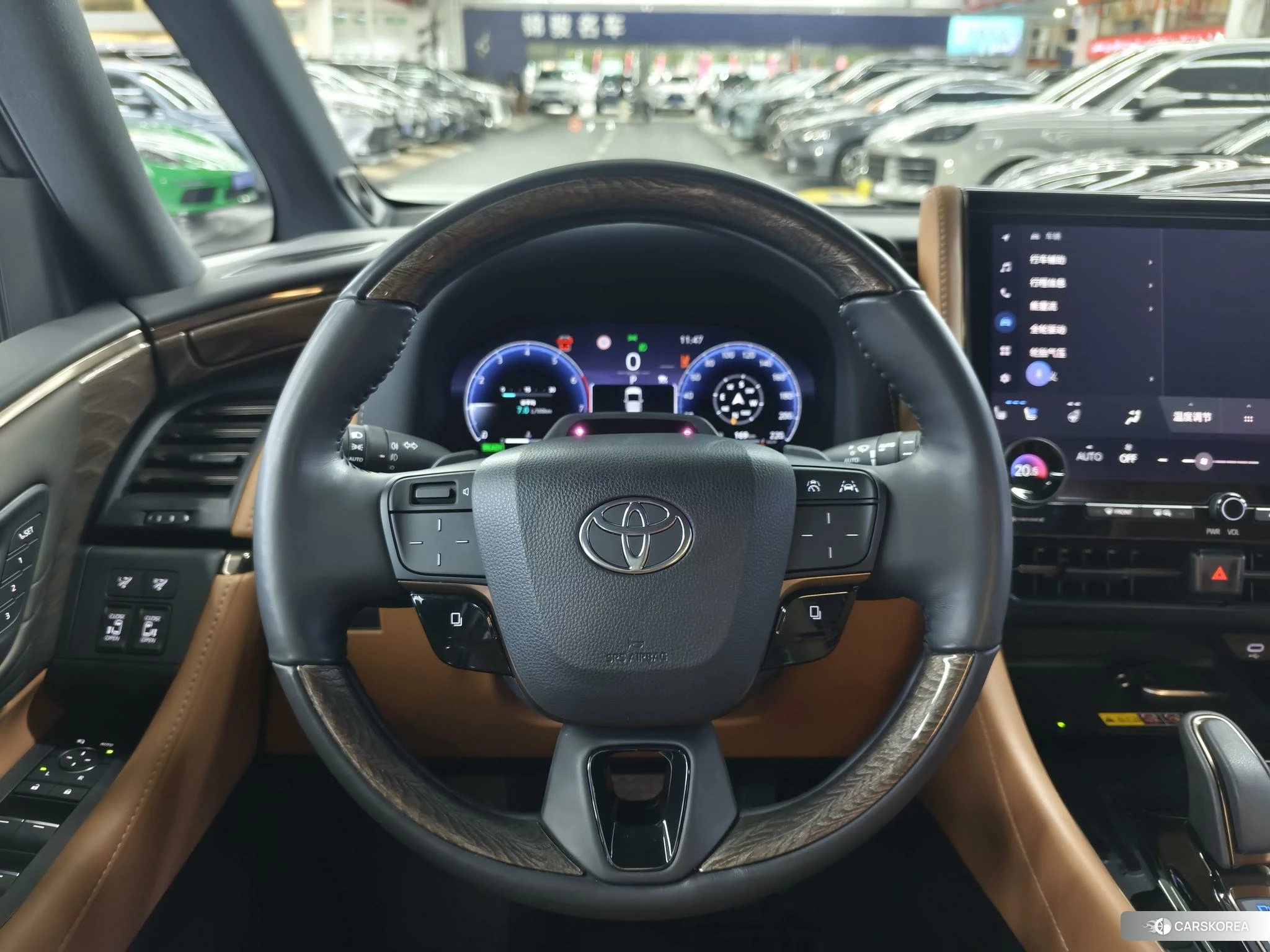 Toyota Elfa id 4474010 из Китая 19