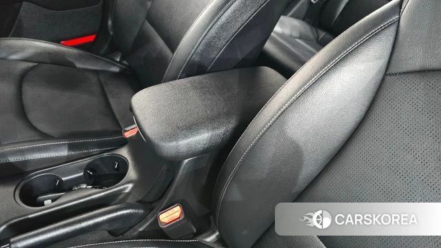 Kia Come New K3 id 4652010 из Кореи 19