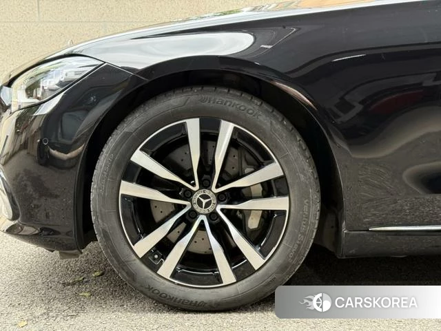 Mercedes-Benz S-class id 4358909 из Китая 19