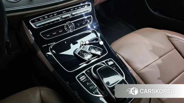 Mercedes-Benz E-Class W213 id 4525507 из Кореи 19