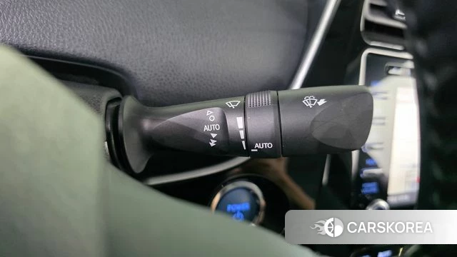 Toyota Prius Prime id 4697340 из Кореи 19
