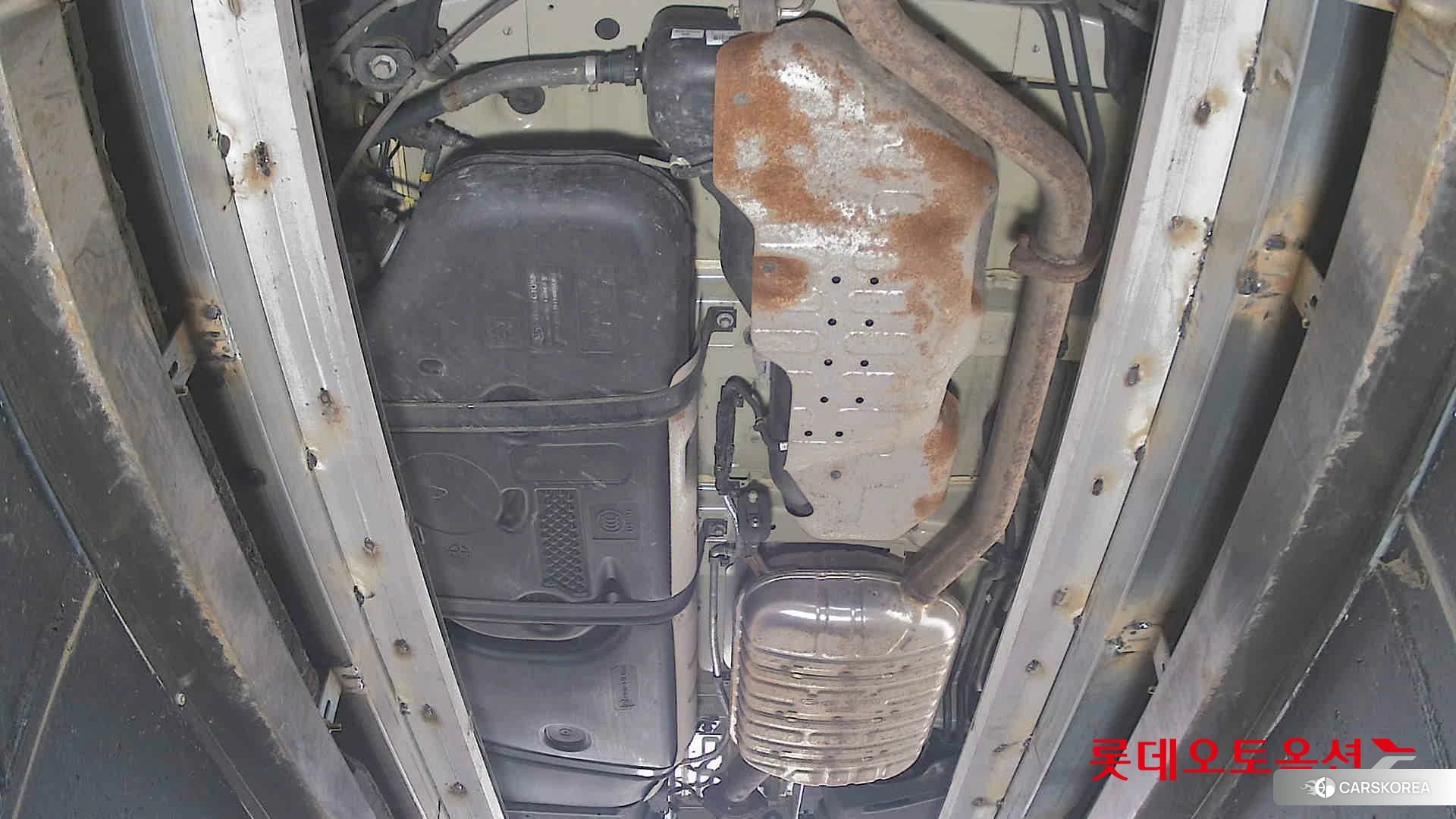 Kia Carnival id 3888409 из Кореи 19