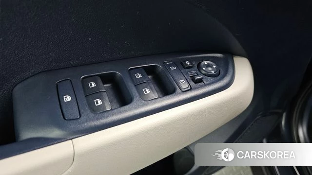 Hyundai Venue id 4409778 из Кореи 19