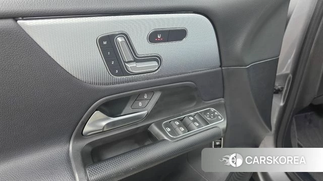 Mercedes-Benz GLB-Class X247 id 4793725 из Кореи 19