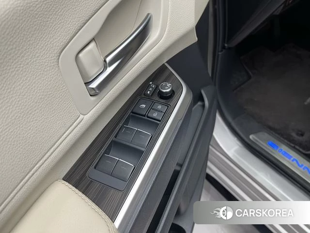 Toyota Saina id 4276493 из Китая 19