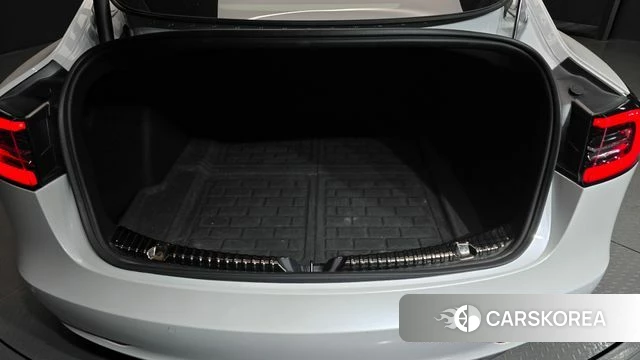 Tesla Model 3 id 4730918 из Кореи 18