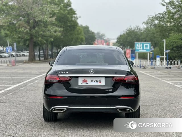 Mercedes-Benz E-class id 4393247 из Китая 19