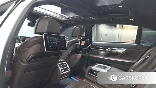 BMW 7 Series (G11) id 4187987 из Кореи 19