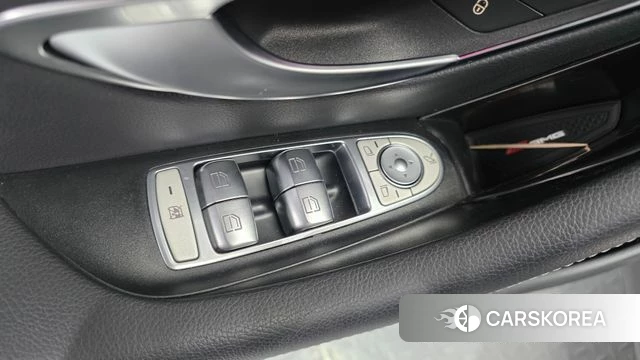 Mercedes-Benz E-Class W213 id 4481220 из Кореи 19