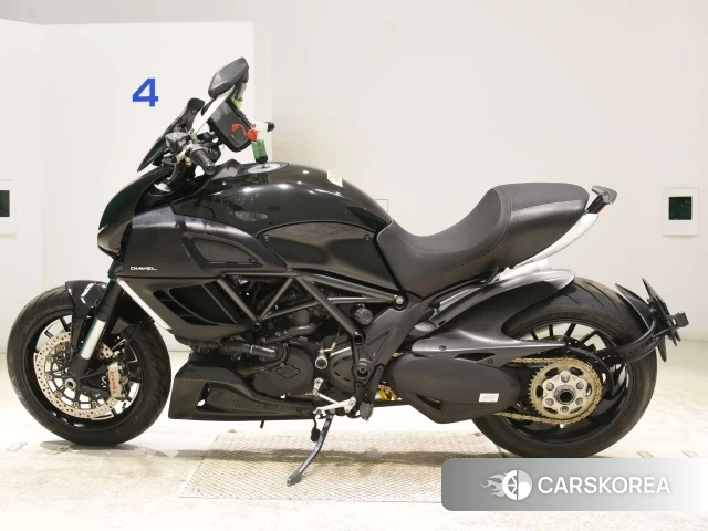 Ducati DIAVEL id 3945719 из Японии 19