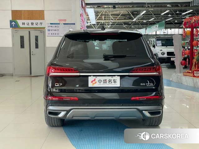 Audi Q7 id 4348850 из Китая 19