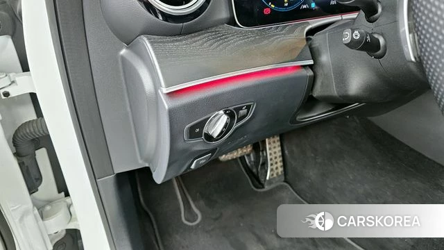 Mercedes-Benz E-Class W213 id 4293510 из Кореи 19