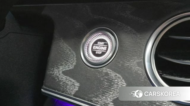 Mercedes-Benz E-Class W213 id 4401872 из Кореи 19