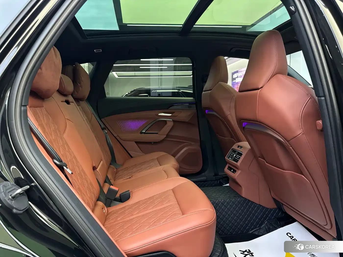 Audi Q5L id 4514207 из Китая 19