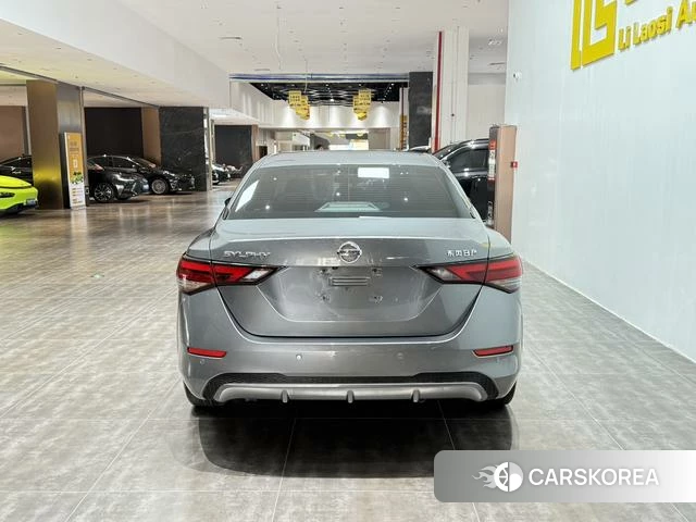 Nissan Xuan Yi id 4261452 из Китая 19