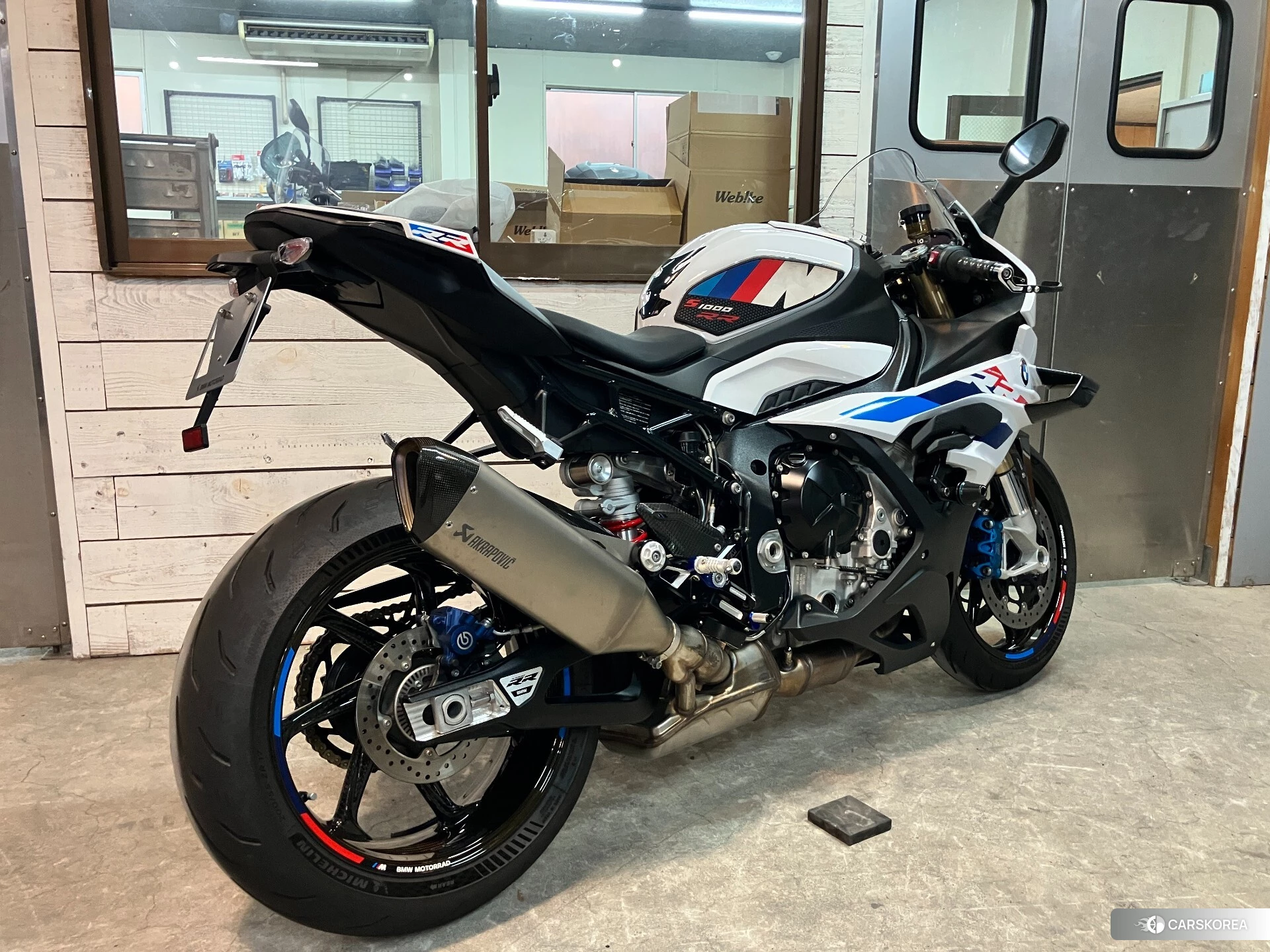 Проданный BMW S1000RR M PACKAGE id 4391967 из Японии, фото 19