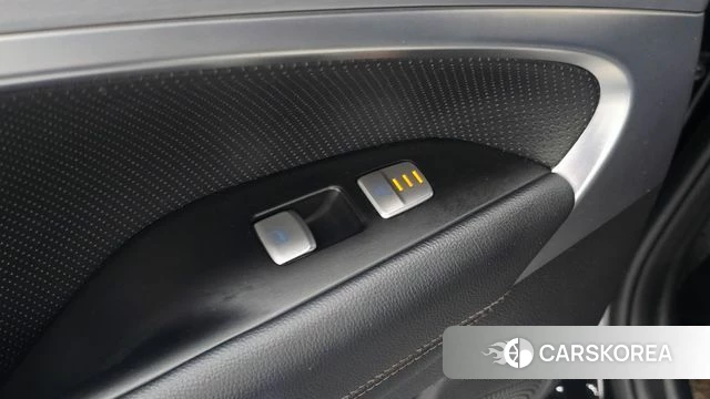 Genesis G70 id 4530894 из Кореи 19