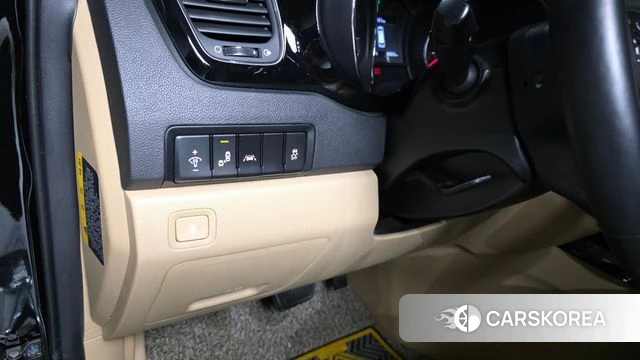 Kia The New Carnival id 4677684 из Кореи 19