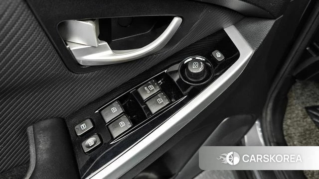 Ssangyong New Style Korando C id 4269532 из Кореи 19