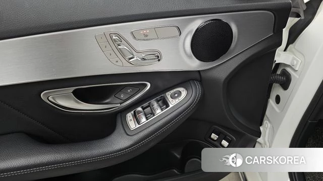 Mercedes-Benz C-Class W205 id 4642847 из Кореи 19