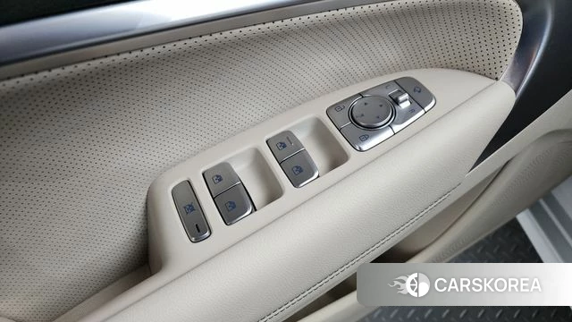 Genesis The New G70 id 4330833 из Кореи 19