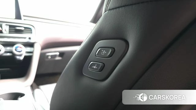 Genesis G70 id 4620177 из Кореи 19