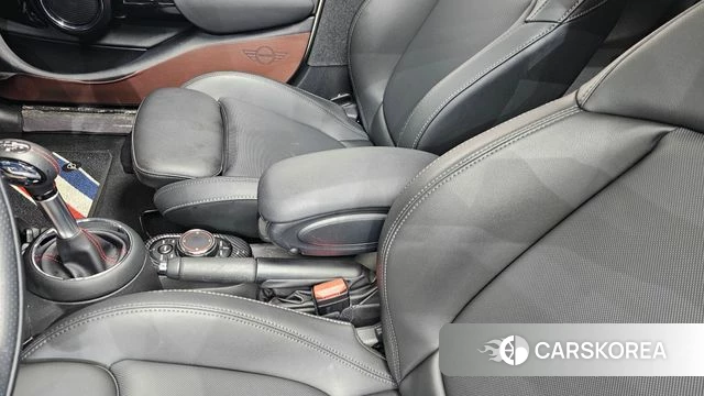 Mini Cooper S id 4465342 из Кореи 19