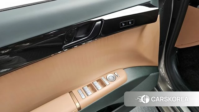 Hyundai Grandeur Hybrid (GN7) id 4421846 из Кореи 19