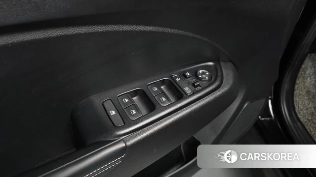 Hyundai Venue id 4500732 из Кореи 19