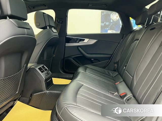 Audi A4L id 4259158 из Китая 19
