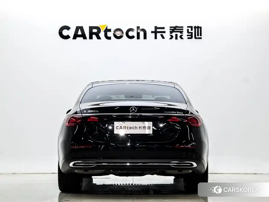Mercedes-Benz E-Class id 4548131 из Китая 19