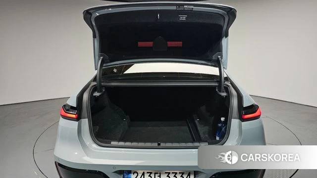 BMW 7 Series (G70) id 4223159 из Кореи 19