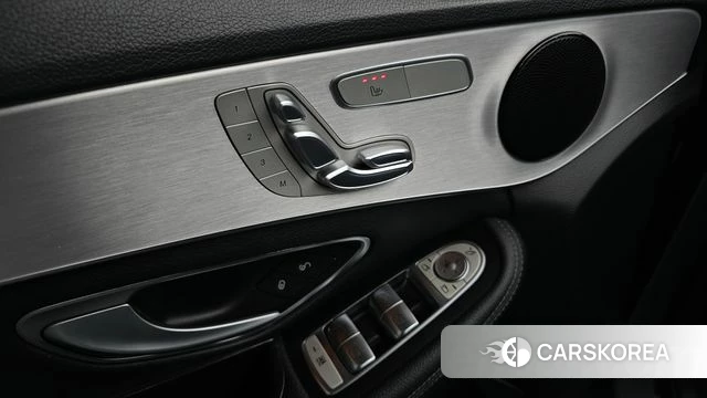 Mercedes-Benz C-Class W205 id 4411376 из Кореи 19