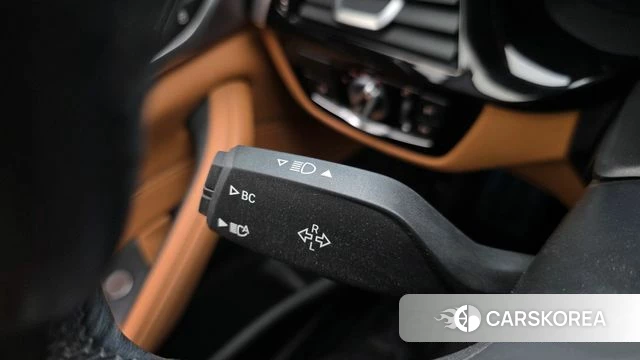 BMW 5 Series (G30) id 4329893 из Кореи 19