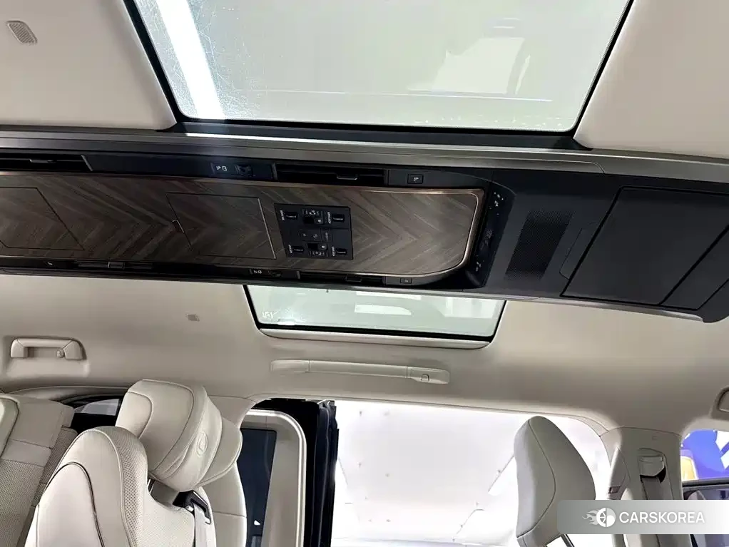 Lexus LM id 4654456 из Китая 19