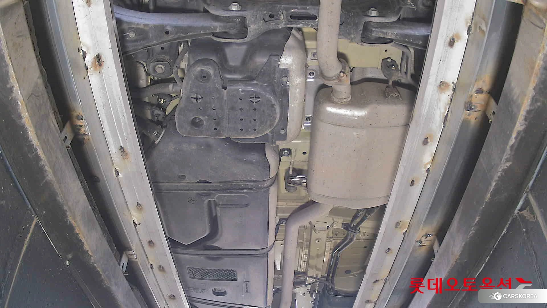 Kia Carnival id 3882166 из Кореи 19