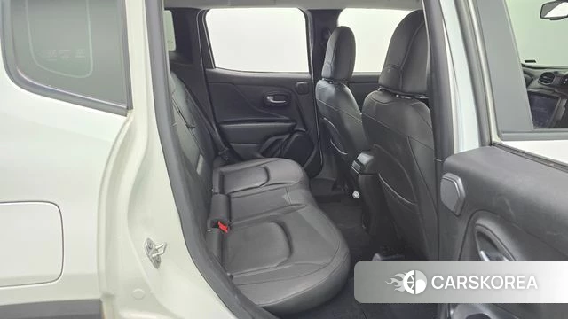 Jeep Renegade id 4294671 из Кореи 19