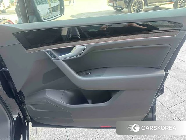 Volkswagen Touareg id 4213918 из Китая 19
