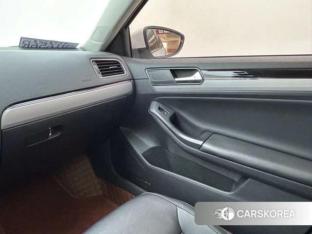 Volkswagen Sagitar id 4253721 из Китая 19