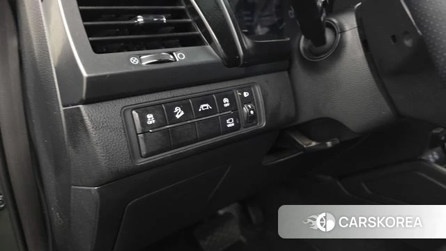 Ssangyong The New Rexton Sports Cannes id 4419676 из Кореи 19