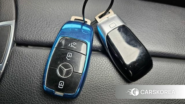 Mercedes-Benz E-Class W213 id 4203696 из Кореи 19