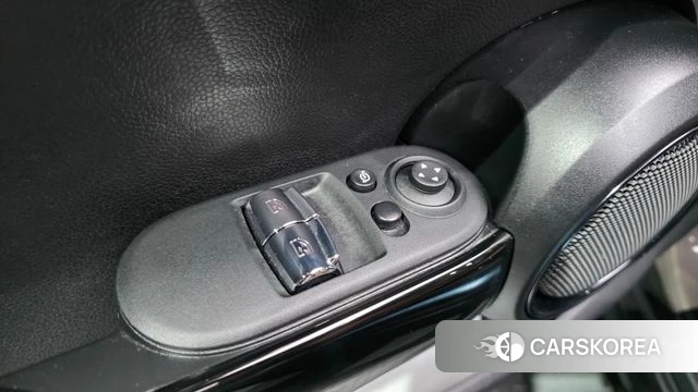 Mini Cooper S id 4783468 из Кореи 19