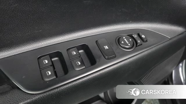 Kia Stonic id 4614702 из Кореи 19